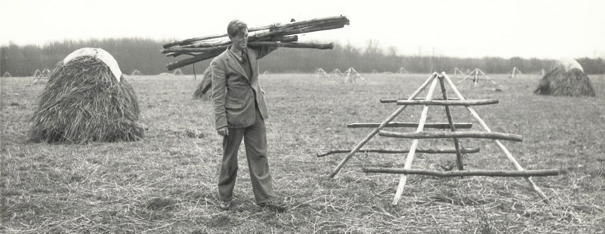 Jacksons fencing Founder Ian Jackson - 1947