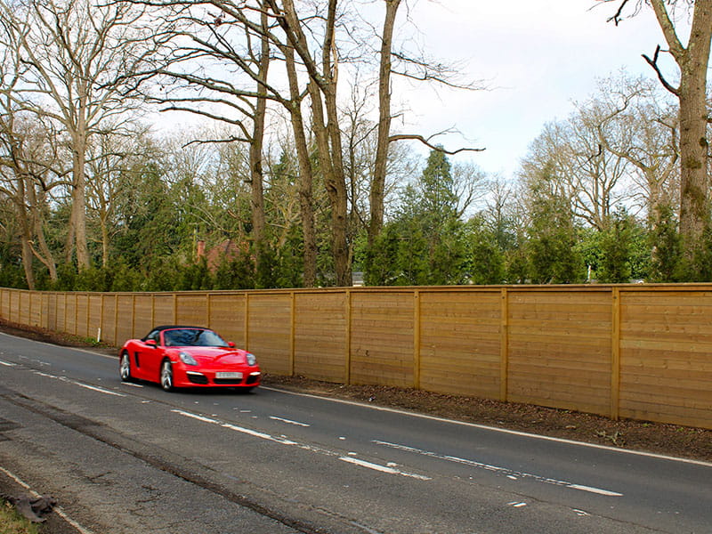 Acoustic fencing for road noise