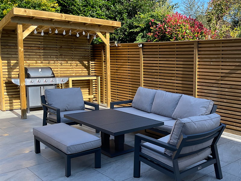 Barbecue alfresco dining area