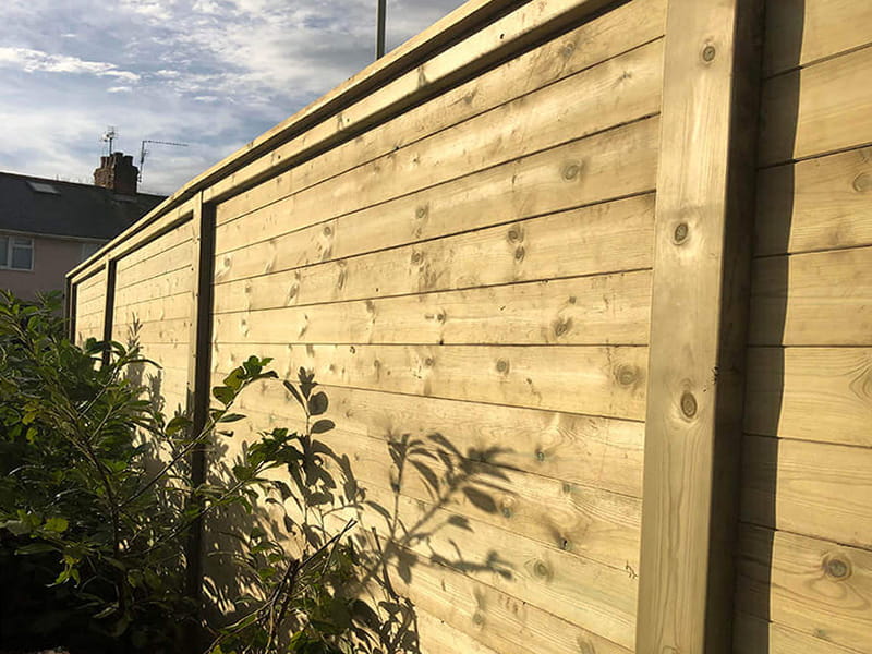 Approved Installer helps reduce garden noise with acoustic fencing