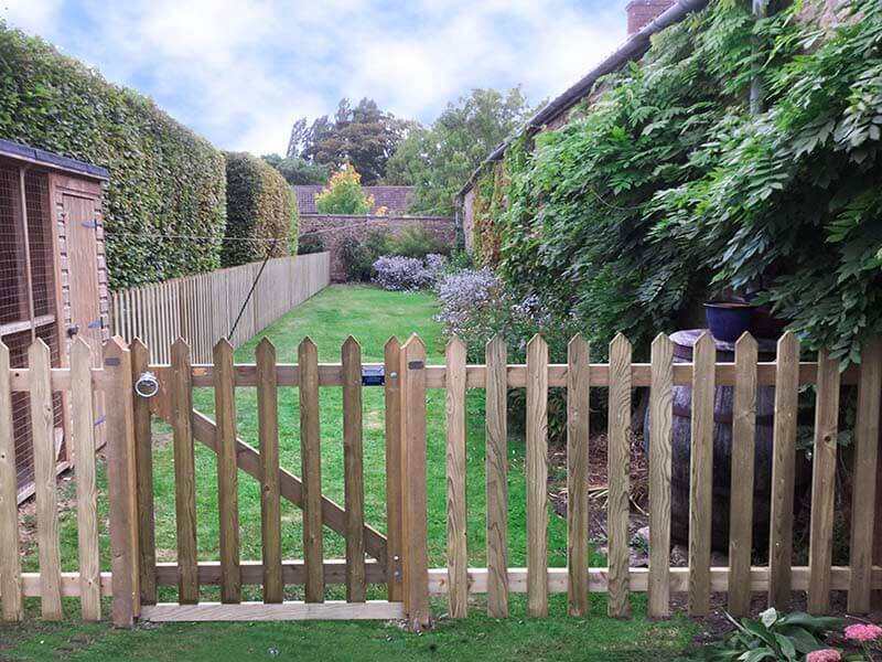 Traditional Picket Fence Creates Dog, Garden Picket Fence