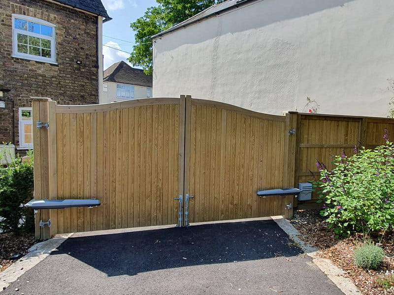 Automated driveway gates