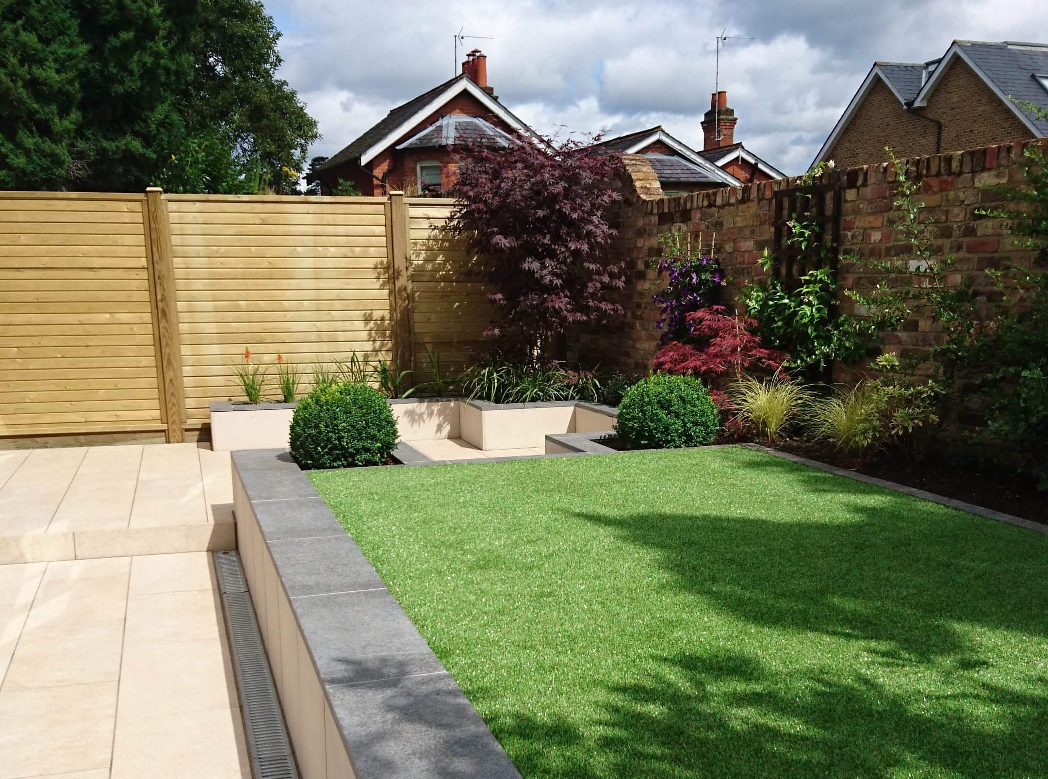 Tongue and groove fence panels with horizontal boards