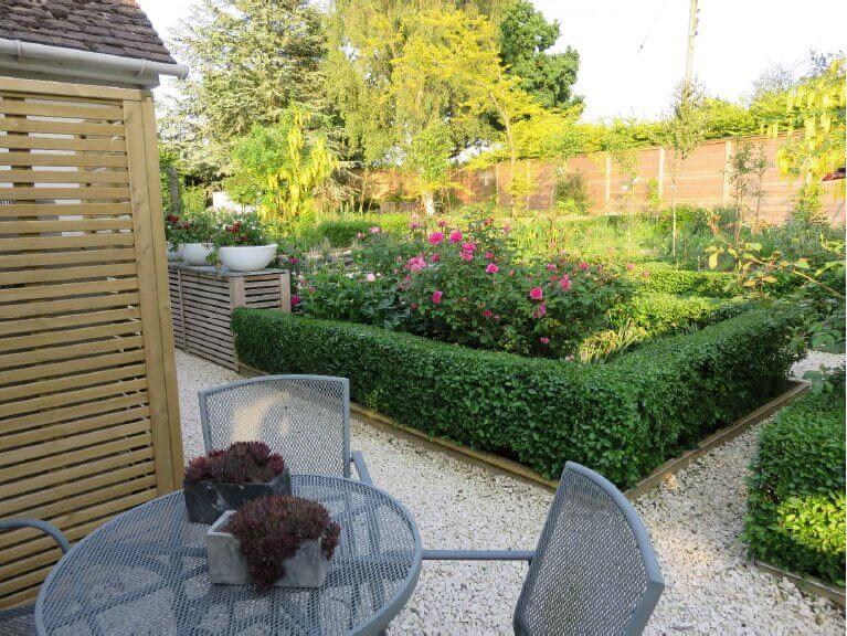 Venetian Fencing Panel in maturing garden 