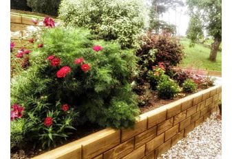 Jane's Jakwall® garden makeover