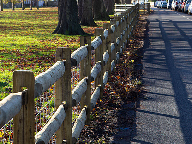 post and rail park fencing