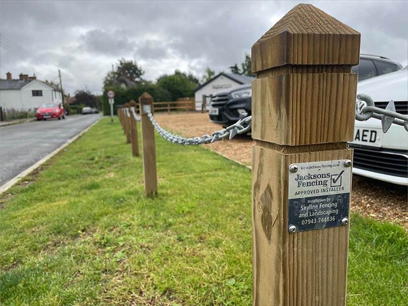 Post and chain barrier creates safer car park