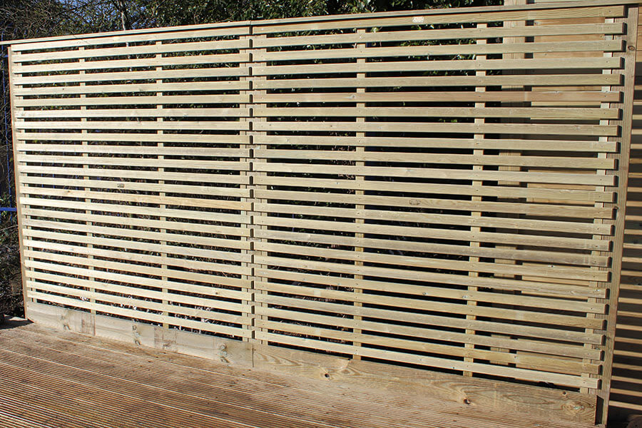 Slatted fencing