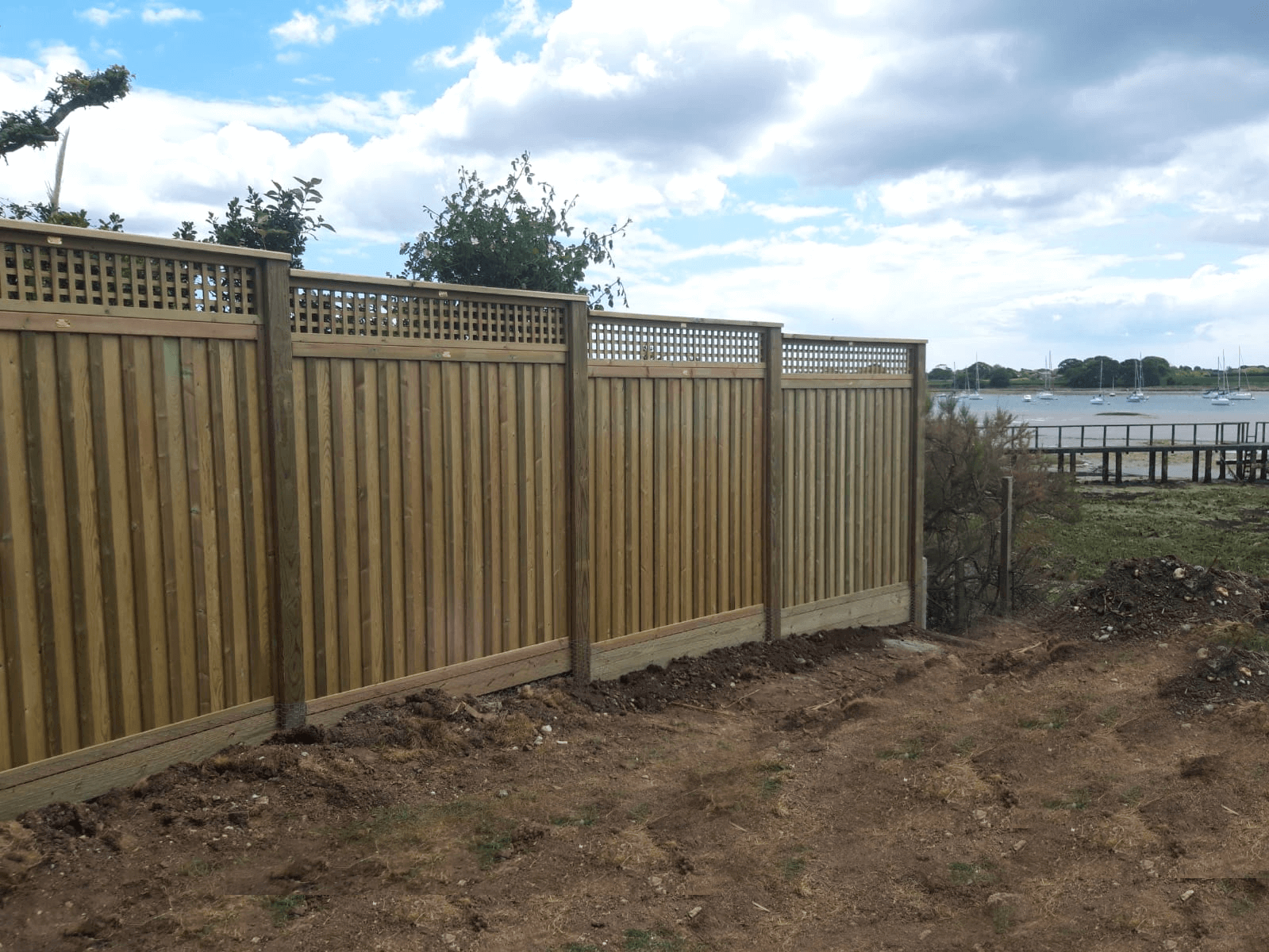 Coastal Home Installs Weather Resistant (Premium) Fence Panels