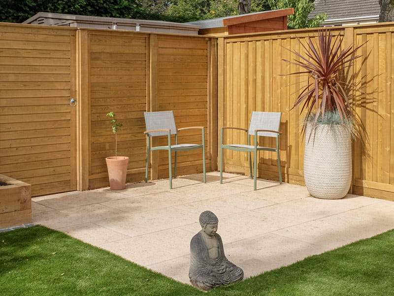 fence installation with 2 fence panels horsforth