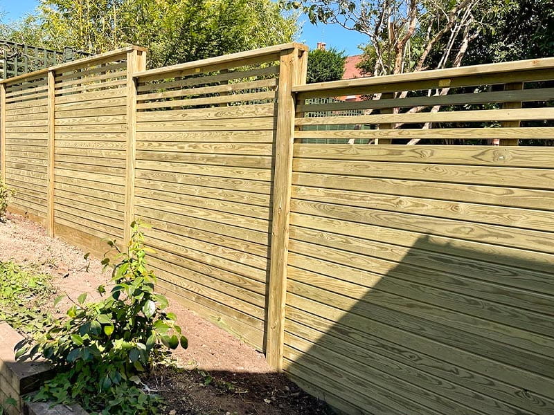 fence installer woking surrey