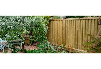 L.Nunn Fencing gates and Landscape gardening  in Walsall 