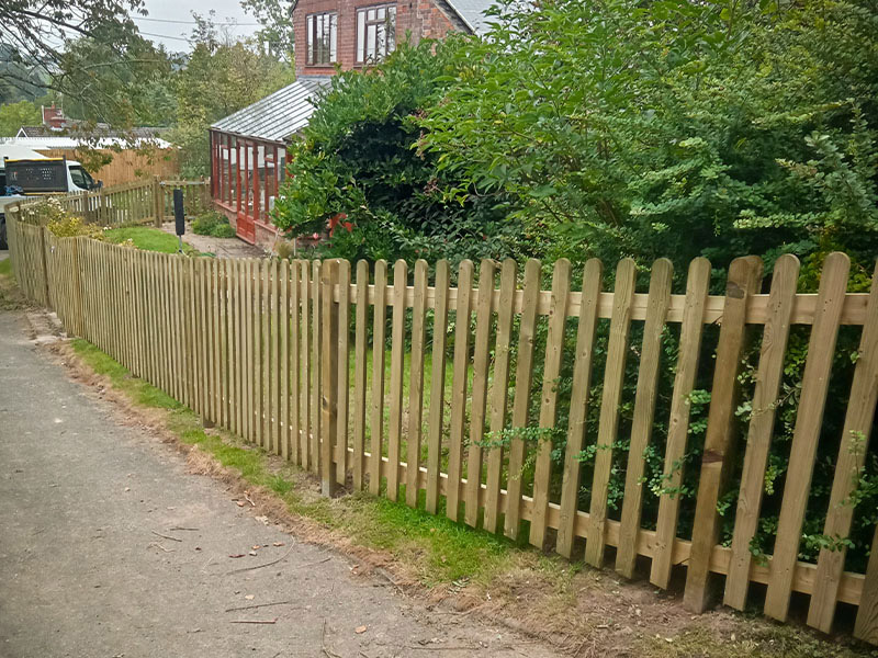 fence installation Wolverhampton