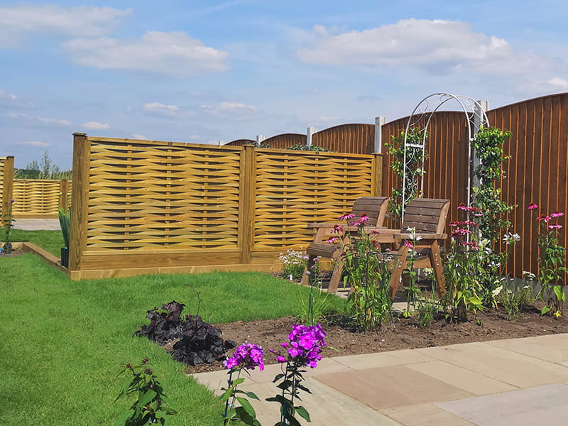 Garden screens for shade