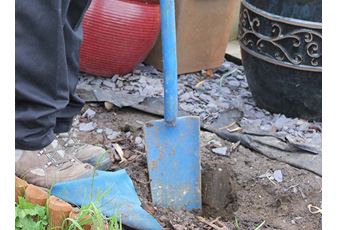 Installing fence posts in different soil and ground types