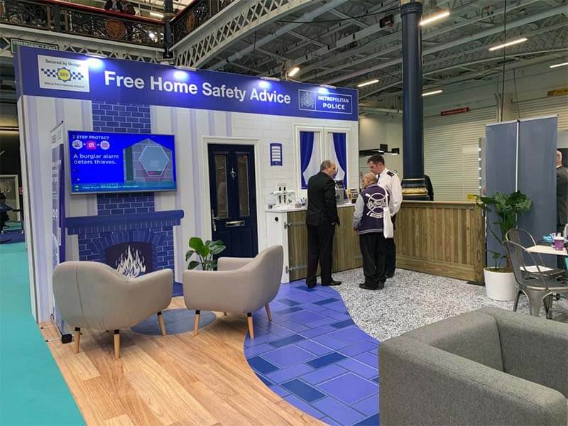 jacksons fencing at the ideal home show