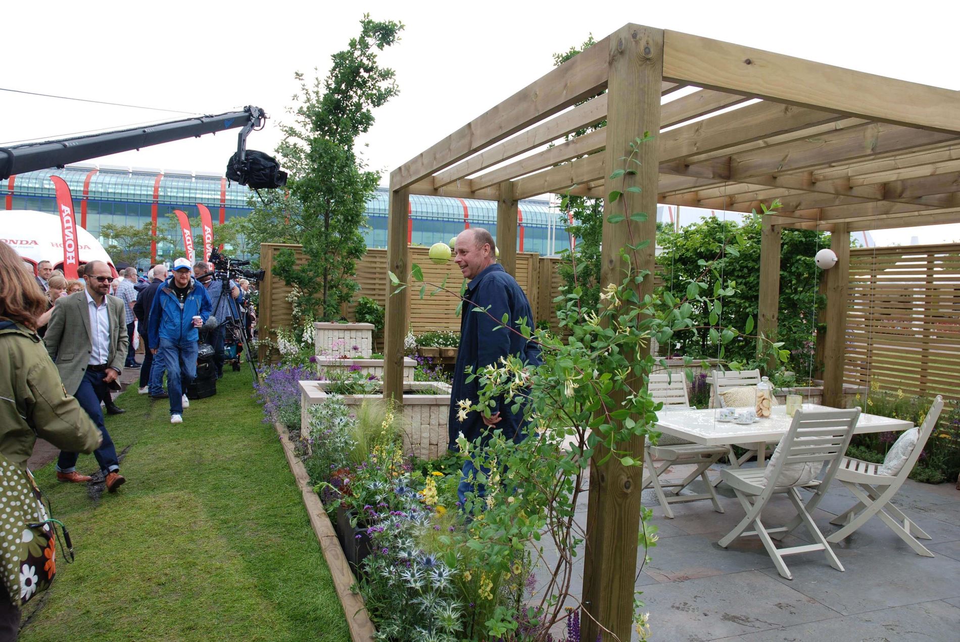 Joe Swift in the Green connection garden