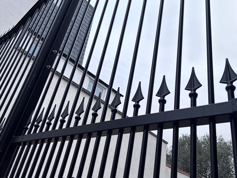 Anti climb metal railings