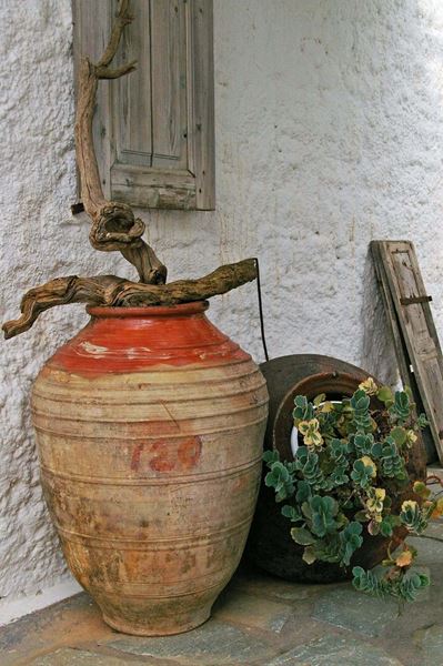 Clay flower planter