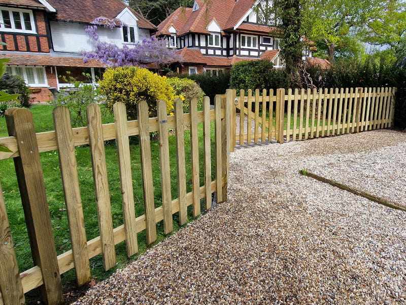 Timber Picket Fencing