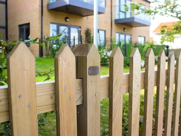 Kit Form Picket Fence