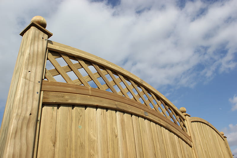 Arched top trellis