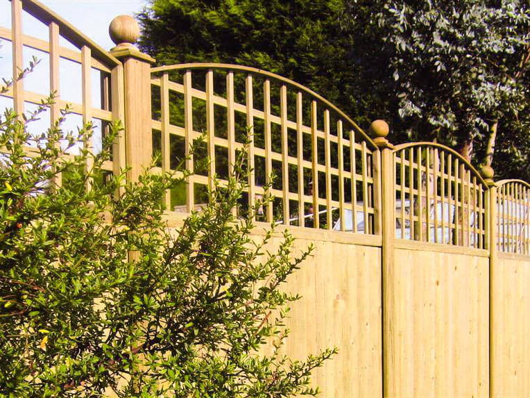 Curved trellis topper panels