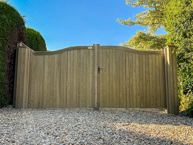 buy timber fencing