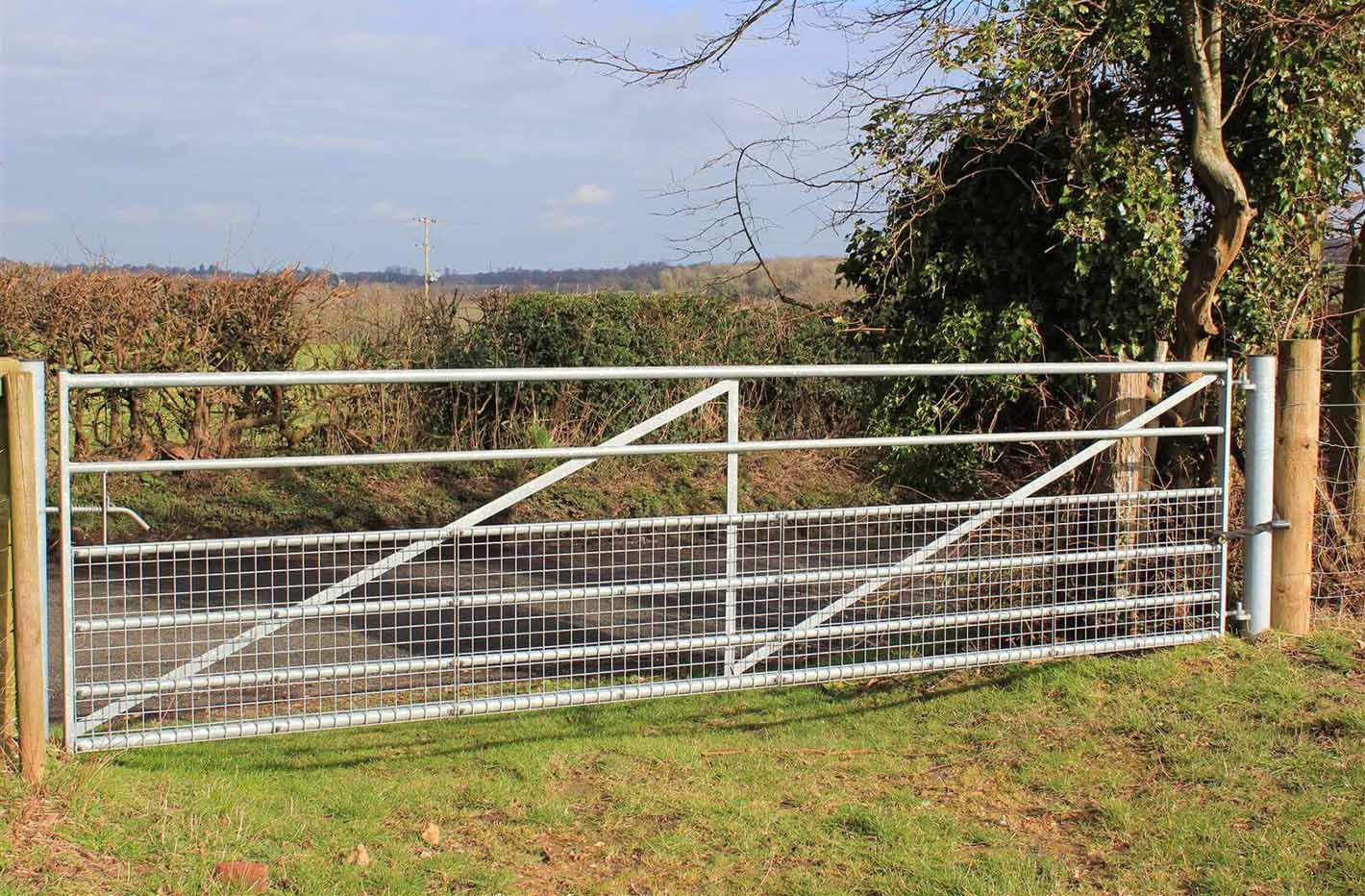 Metal Field Gate