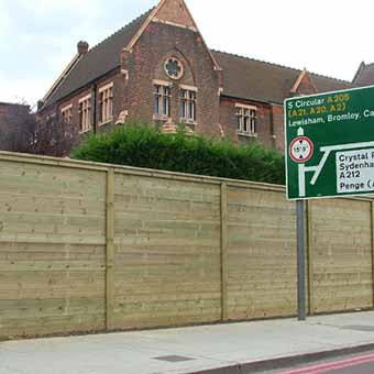 acoustic fence on road