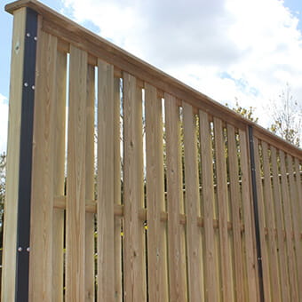 metal garden fence posts