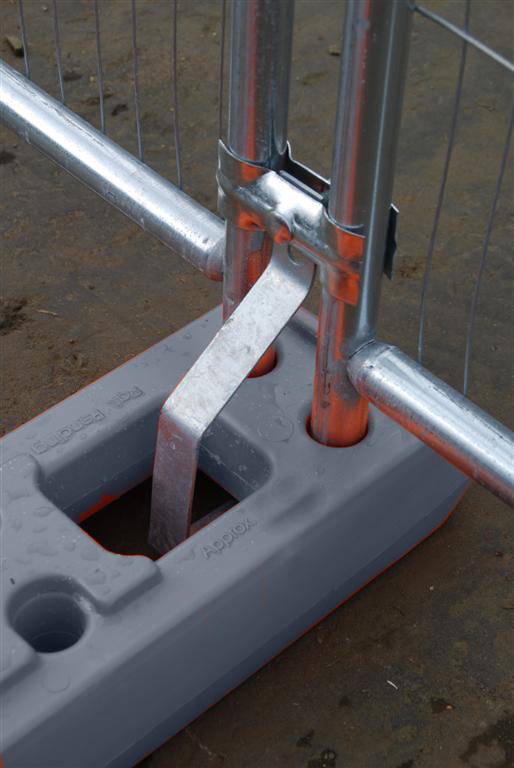 Temporary Fencing - Anti Lift Device 050037