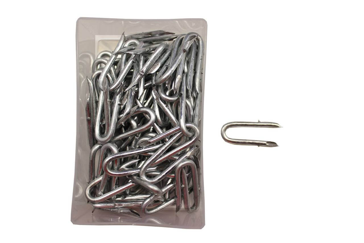 1kg pack 30 x 3.15mm Barbed staples