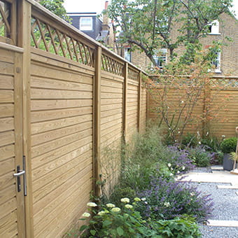 Horizontal tongue and groove with diamond trellis